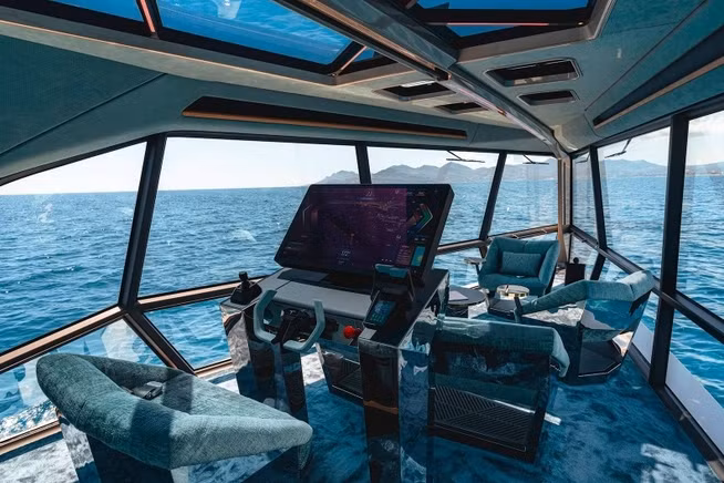 BMW trình làng du thuyền sang trọng chạy bằng pin