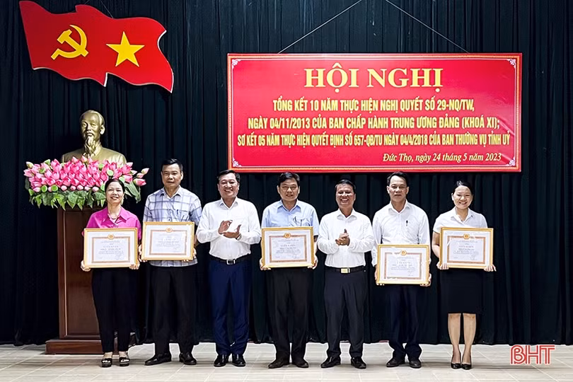 Đức Thọ tổng kết thực hiện các nghị quyết, quyết định của Trung ương, của tỉnh