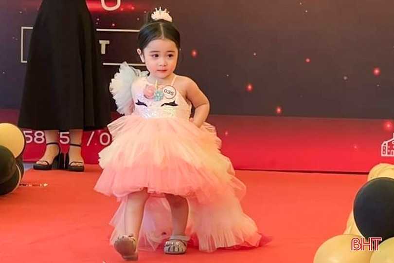 Hấp dẫn cuộc thi gương mặt tài năng nhí của học sinh iSchool Hà Tĩnh