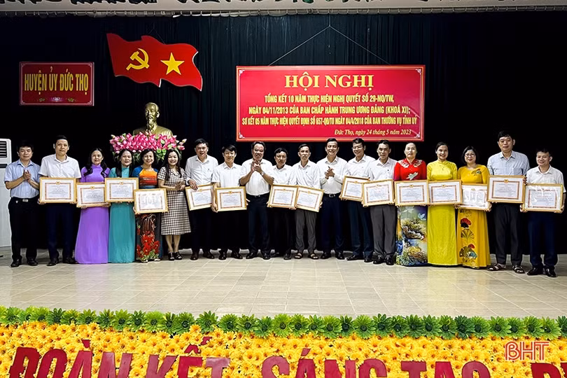 Đức Thọ tổng kết thực hiện các nghị quyết, quyết định của Trung ương, của tỉnh