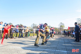 Gần 2.000 VĐV tranh tài Đại hội TDTT phường Hà Huy Tập