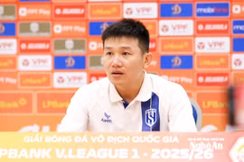 Thử thách chờ đợi tân HLV trưởng Hồng Lĩnh Hà Tĩnh