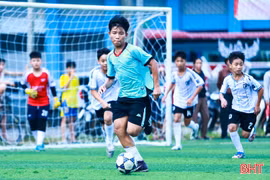 “Bệ phóng” cho những tài năng bóng đá trẻ Hà Tĩnh
