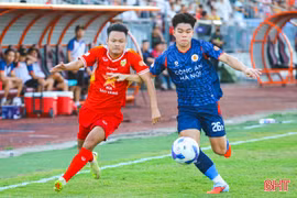 Hồng Lĩnh Hà Tĩnh - Công an Hà Nội: Bùng nổ phút cuối