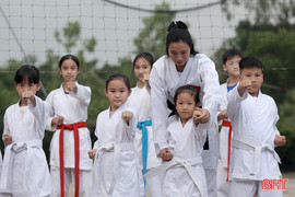 “Bông hồng thép” karate Hà Tĩnh và mối duyên nợ với nghề