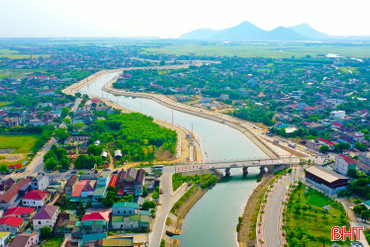 Diện mạo mới đôi bờ sông Trí ở đô thị phía Nam Hà Tĩnh