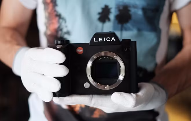 may mirrorless gia 300 trieu dong cua leica