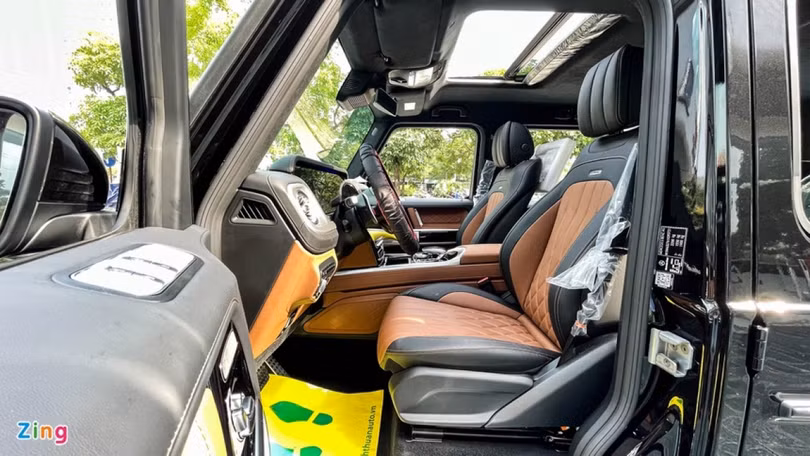 Mercedes-AMG G 63 13 tỷ đồng với màu ngoại thất hiếm gặp tại Việt Nam