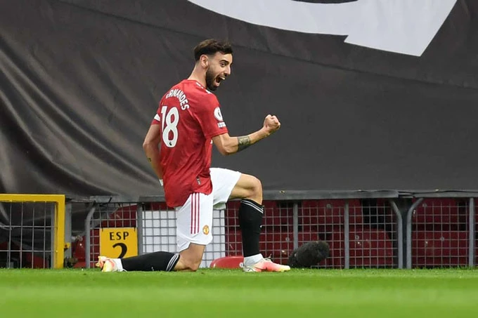 Kết quả MU 2-4 Liverpool: Hủy diệt Quỷ đỏ, The Kop áp sát top 4