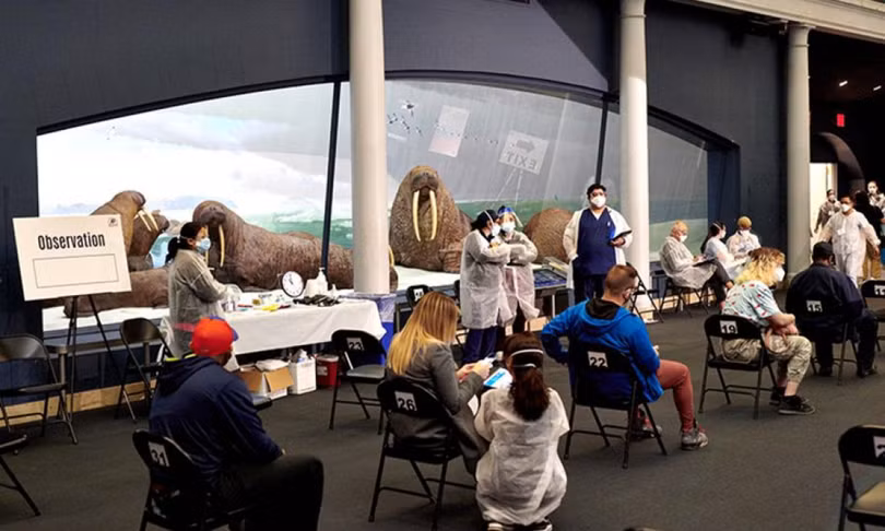 Số ca mắc Covid-19 trung bình mỗi ngày ở Mỹ tiếp tục giảm mạnh