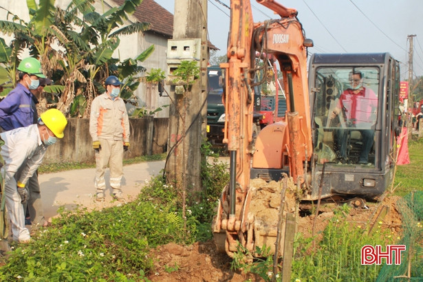 Đồng Lộc đầu tư 8,5 tỷ đồng xây dựng công trình chào mừng bầu cử