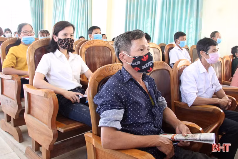 Lắng nghe, kịp thời phản ánh ý kiến của cử tri đến cơ quan dân cử