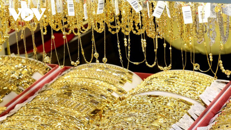 Giá vàng đồng loạt tăng nhẹ