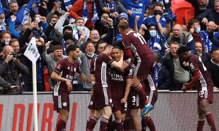 Hạ Chelsea, Leicester đoạt Cup FA