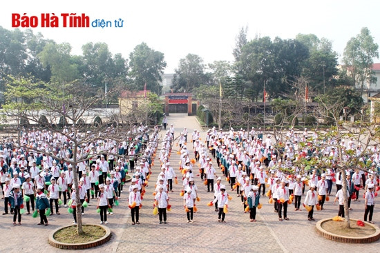 Khắc phục tình trạng trường “rớt” chuẩn: Cái khó bó cái khôn! ảnh 1