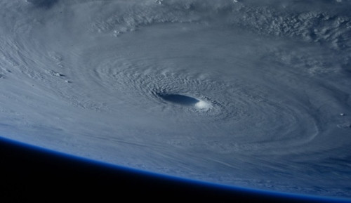 Hình ảnh bão Maysak được chụp từ Trạm vũ trụ Quốc tế (ISS).