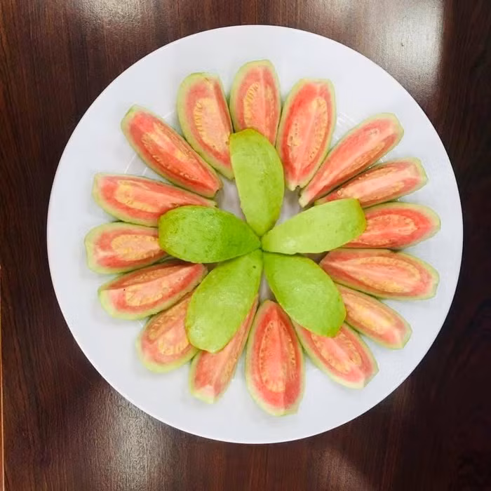 Những đĩa hoa quả được trang trí đơn giản mà đẹp mắt