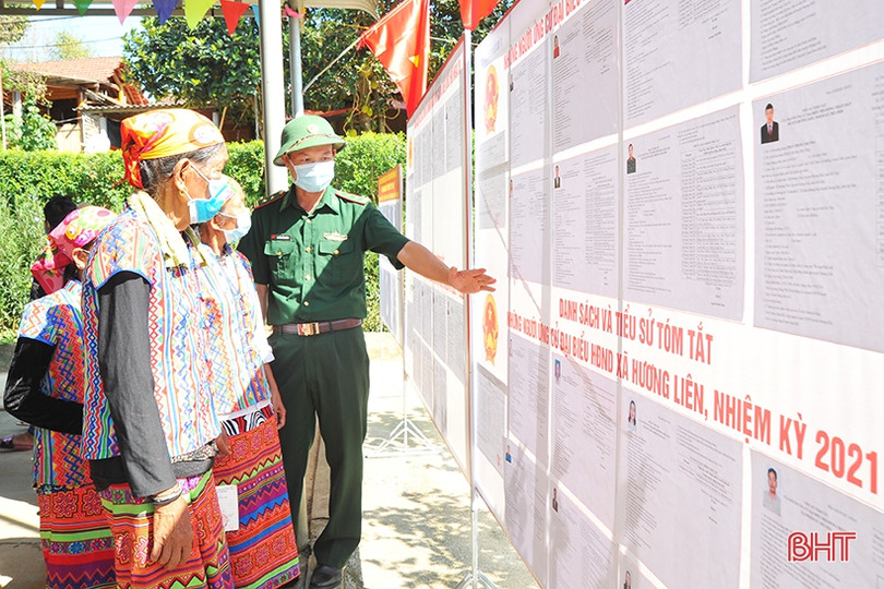 Cử tri dân tộc Chứt ở Hà Tĩnh phấn khởi đi bầu cử