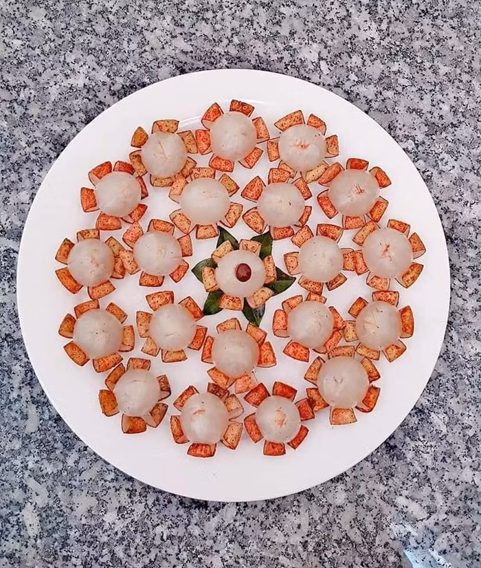 Những đĩa hoa quả được trang trí đơn giản mà đẹp mắt