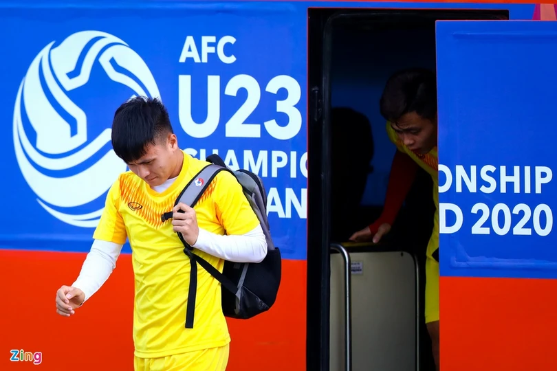 5 phương án thay Quang Hải ở U22 Việt Nam