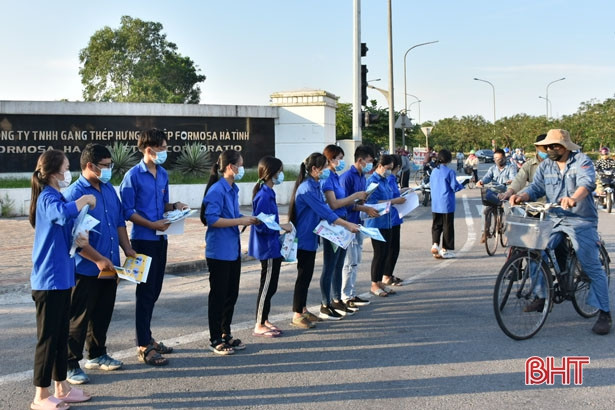 San sẻ yêu thương cùng người lao động Hà Tĩnh nhân Tháng Công nhân
