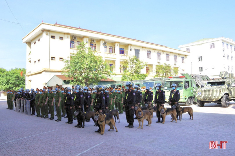 Phòng Cảnh sát cơ động Công an Hà Tĩnh huy động 100% quân số bảo vệ bầu cử