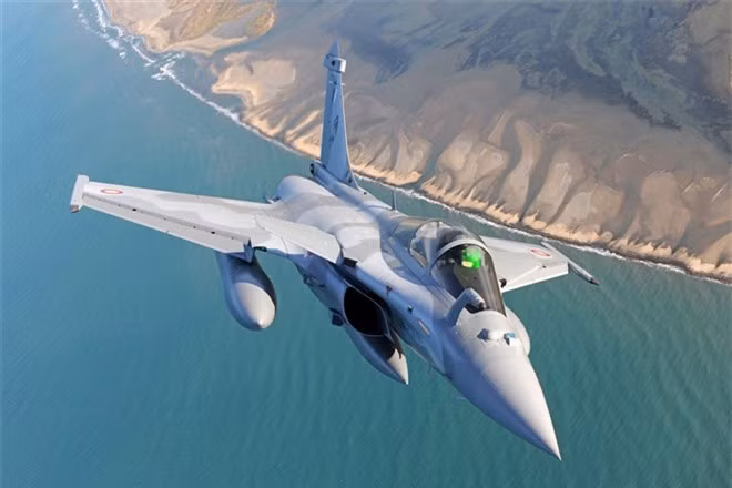 Top 5 máy bay chiến đấu “đẹp mã” nhất thế giới