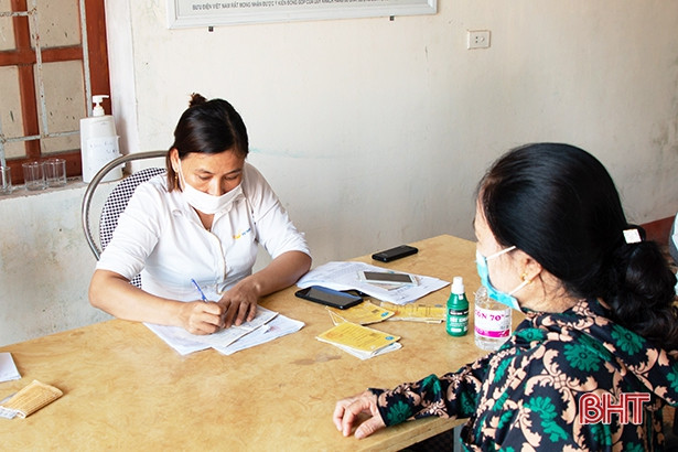 Chi trả lương hưu, trợ cấp BHXH tháng 5, 6/2021 tại xã Tượng Sơn