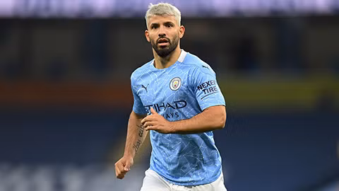 Aguero gia nhập Barca 2 năm với mức lương bèo bọt