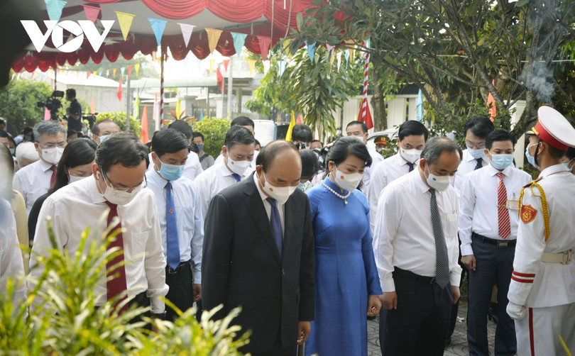 Lãnh đạo Đảng, Nhà nước thực hiện quyền bầu cử tại các thành phố lớn