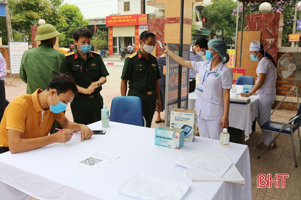 Hà Tĩnh khẩn trương rà soát người làm việc ở các khu công nghiệp có ca bệnh Covid-19 về trên địa bàn