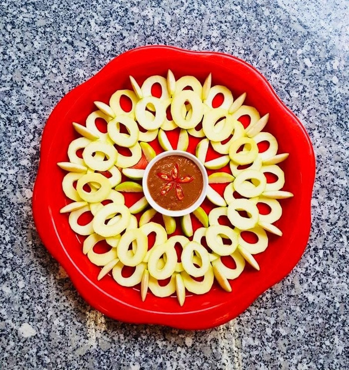 Những đĩa hoa quả được trang trí đơn giản mà đẹp mắt