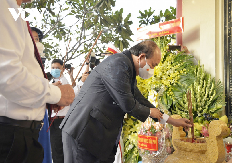 Lãnh đạo Đảng, Nhà nước thực hiện quyền bầu cử tại các thành phố lớn