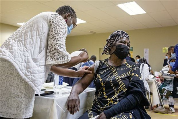 Châu Phi khó đạt mục tiêu tiêm chủng do Ấn Độ chưa xuất khẩu vaccine hình ảnh 1 Châu Phi khó đạt mục tiêu tiêm chủng do Ấn Độ chưa xuất khẩu vaccine