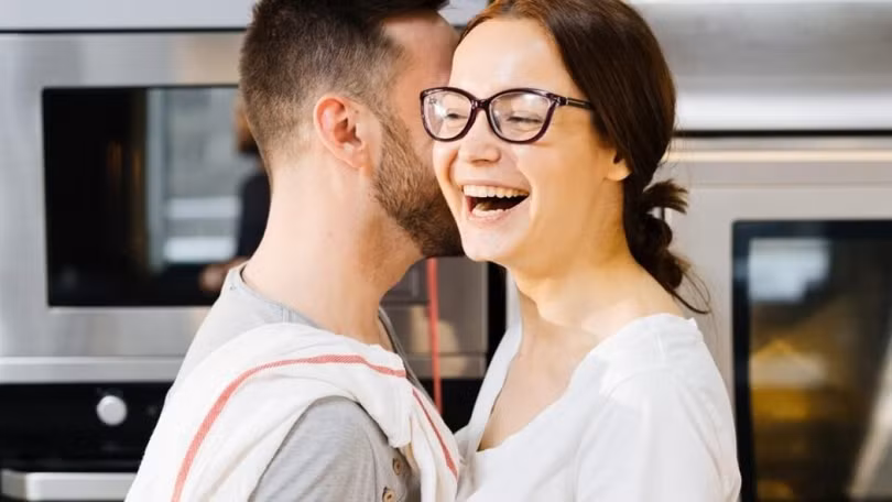 Làm thế nào để biết khi nào bạn đang yêu?