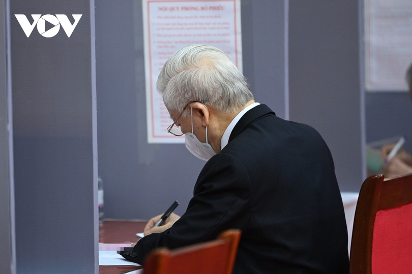 Lãnh đạo Đảng, Nhà nước thực hiện quyền bầu cử tại các thành phố lớn