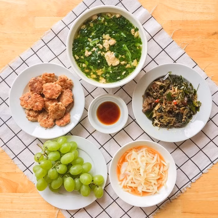 Thực đơn tối mùa hè thanh đạm và “trôi cơm” cho ngày bận rộn