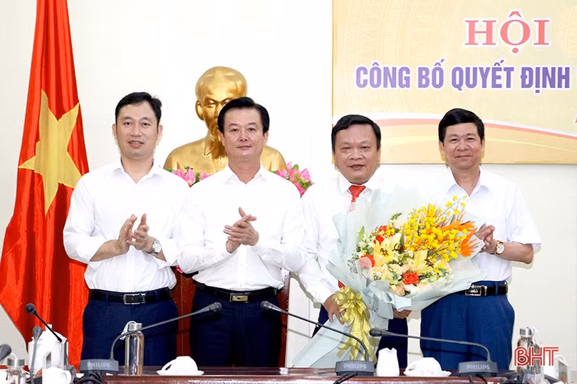 Ông Trần Đình Trọng được bổ nhiệm giữ chức Phó Chánh Văn phòng Đoàn ĐBQH, HĐND tỉnh Hà Tĩnh