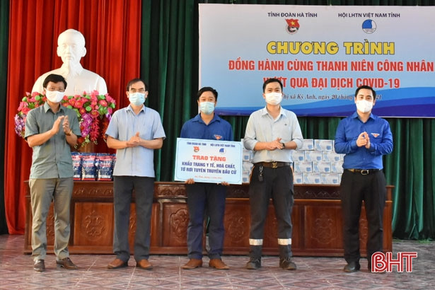 San sẻ yêu thương cùng người lao động Hà Tĩnh nhân Tháng Công nhân