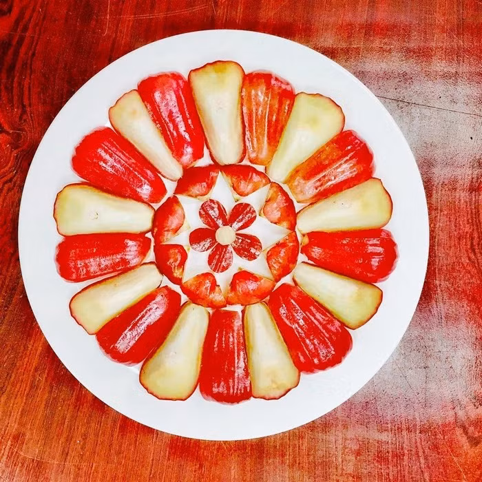 Những đĩa hoa quả được trang trí đơn giản mà đẹp mắt