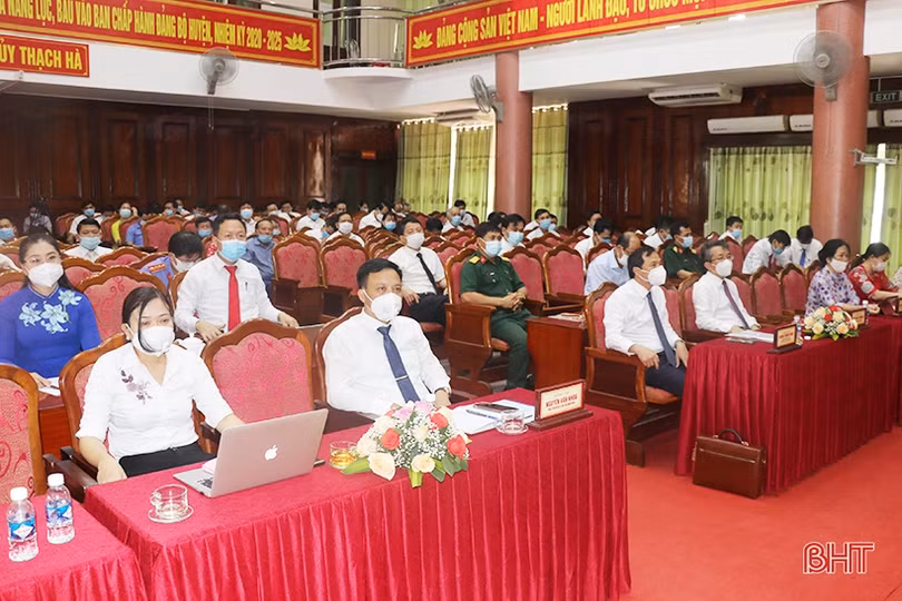 Cán bộ phải coi trọng kỷ luật, kỷ cương, phong cách gần gũi, luôn tiếp cận cơ sở