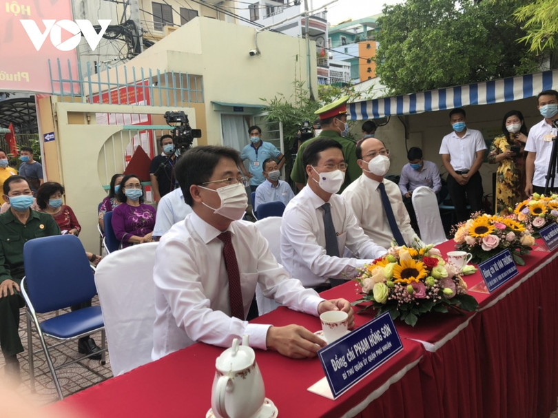 Lãnh đạo Đảng, Nhà nước thực hiện quyền bầu cử tại các thành phố lớn