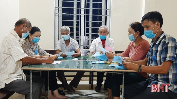 Hà Tĩnh khẩn trương kiểm phiếu bầu cử ảnh 18 Hà Tĩnh khẩn trương kiểm phiếu bầu cử