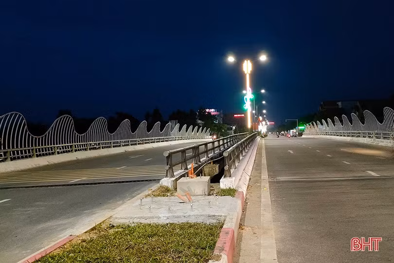 Đầu tư hơn 1,2 tỷ đồng tạo điểm nhấn cho cửa ngõ phía Nam TP Hà Tĩnh