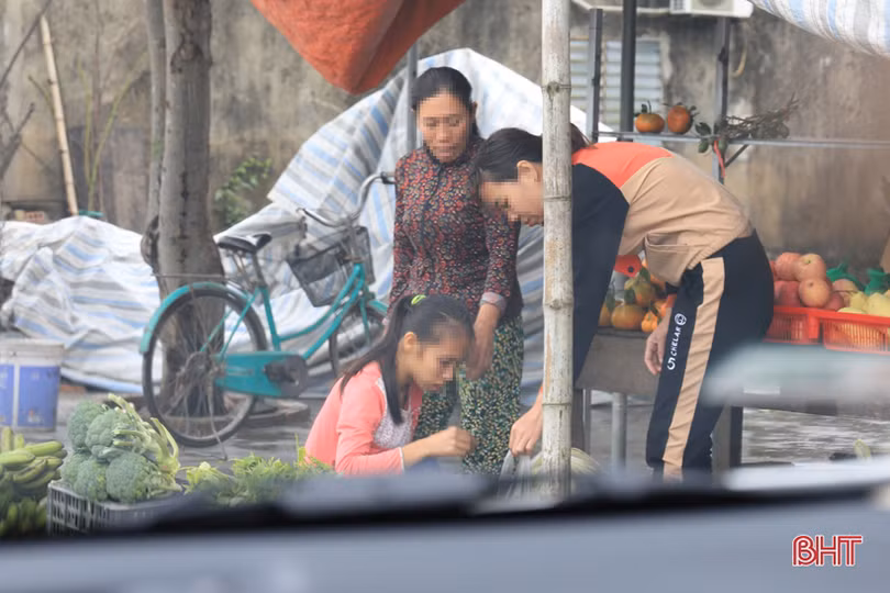 Hà Tĩnh: Một bộ phận người dân vẫn chủ quan trong phòng dịch COVID-19