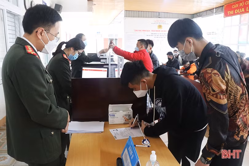 Đầu năm Nhâm Dần, lượng người dân Hà Tĩnh làm hộ chiếu tăng mạnh