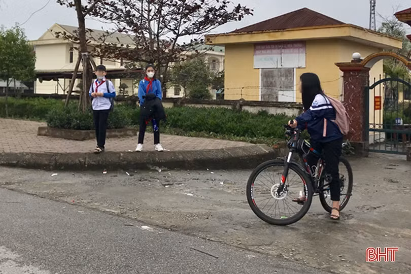 Hà Tĩnh: Một bộ phận người dân vẫn chủ quan trong phòng dịch COVID-19