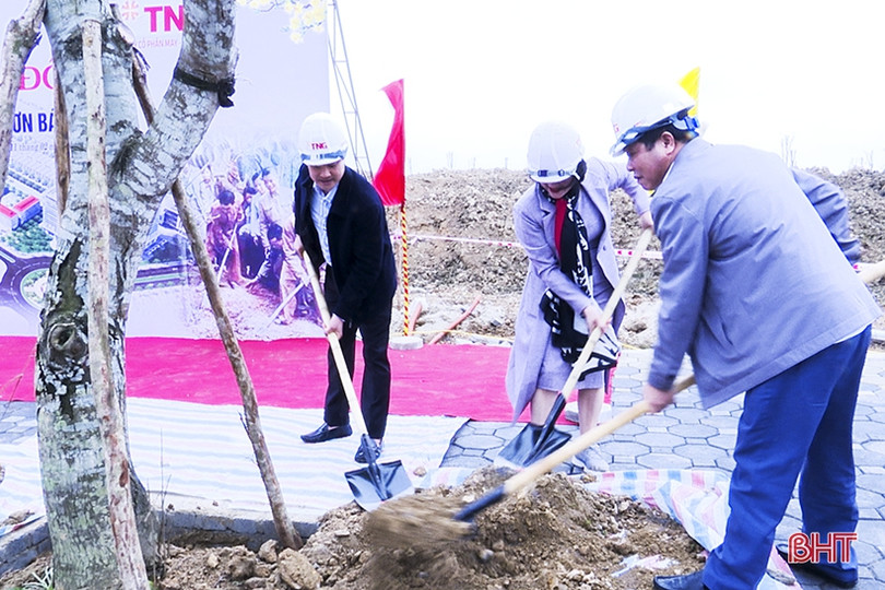 Tập đoàn TNG Holdings Vietnam phát động tết trồng cây tại huyện Đức Thọ