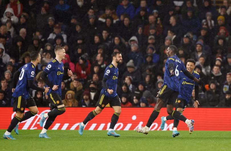 Man United bị đội cuối bảng cầm hòa