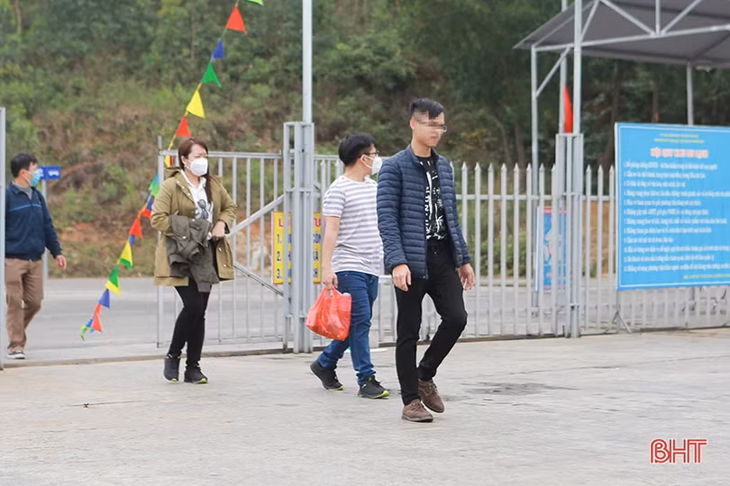 Hà Tĩnh: Một bộ phận người dân vẫn chủ quan trong phòng dịch COVID-19